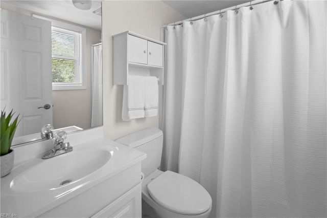 2737 Sandfiddler RD, Virginia Beach, VA 23456