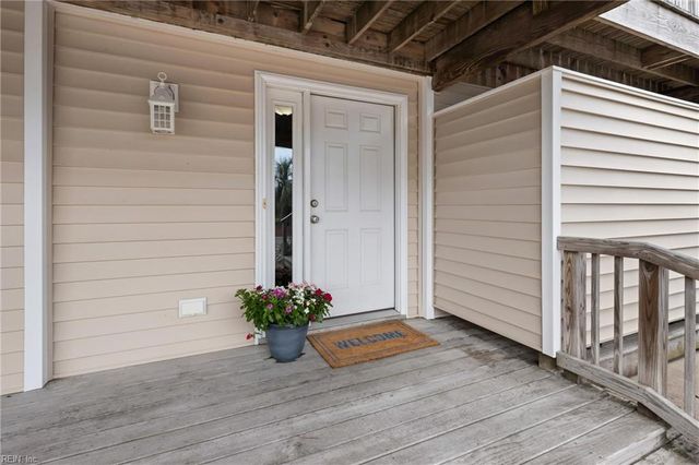 2737 Sandfiddler RD, Virginia Beach, VA 23456