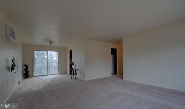 1234 WOODMERE DR, Pottstown, PA 19464