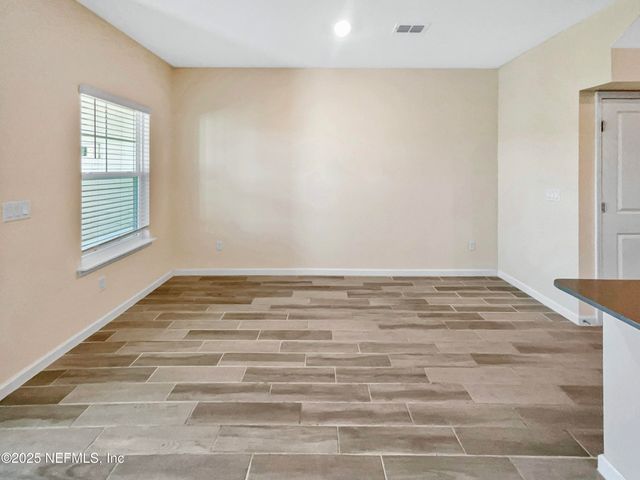 10357 BENSON LAKE Drive, Jacksonville, FL 32222