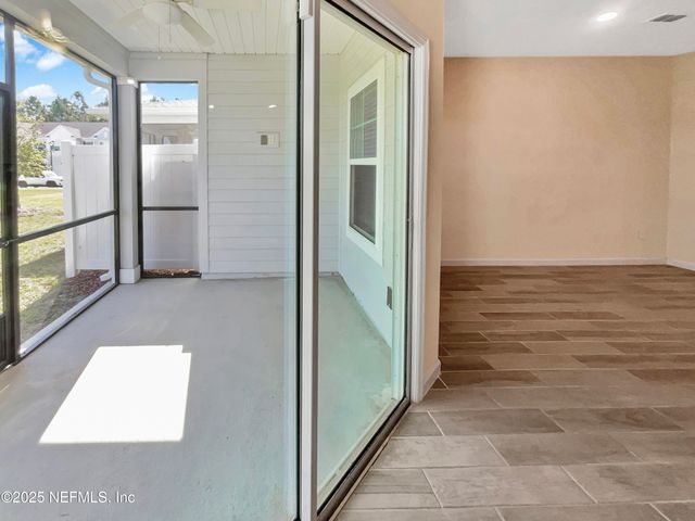 10357 BENSON LAKE Drive, Jacksonville, FL 32222