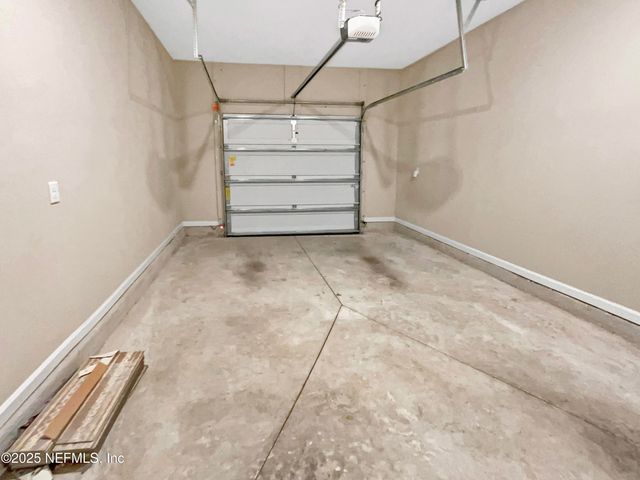 10357 BENSON LAKE Drive, Jacksonville, FL 32222