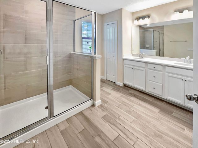 10357 BENSON LAKE Drive, Jacksonville, FL 32222