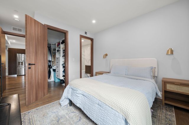 32 Pearl St 3, Boston, MA 02125