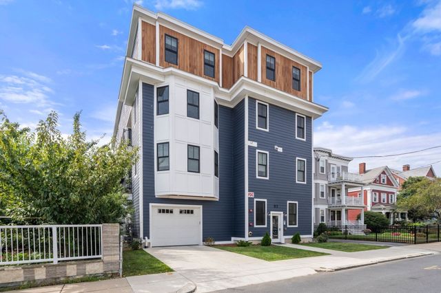 32 Pearl St 3, Boston, MA 02125
