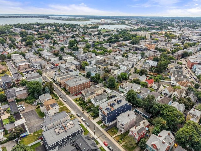 32 Pearl St 3, Boston, MA 02125