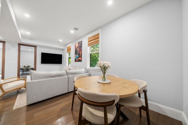 32 Pearl St 3, Boston, MA 02125