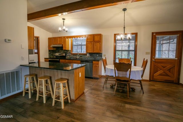 3430 Laurel Ridge Way, Sevierville, TN 37862