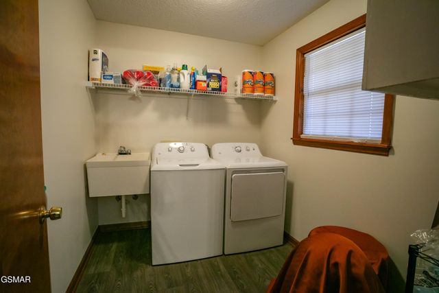 3430 Laurel Ridge Way, Sevierville, TN 37862