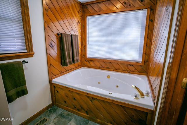 3430 Laurel Ridge Way, Sevierville, TN 37862