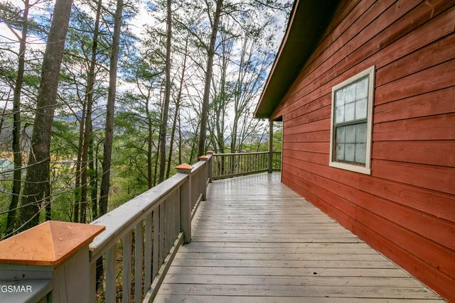 3430 Laurel Ridge Way, Sevierville, TN 37862