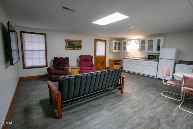 3430 Laurel Ridge Way, Sevierville, TN 37862