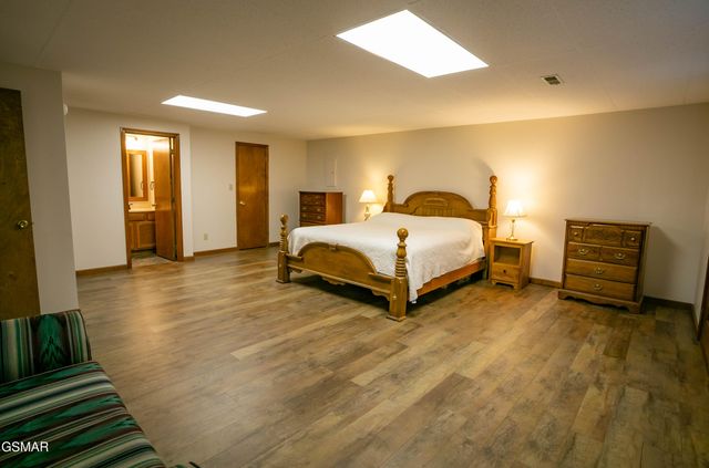 3430 Laurel Ridge Way, Sevierville, TN 37862