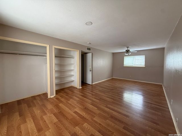 105 Cordoba Cir, Universal City, TX 78148