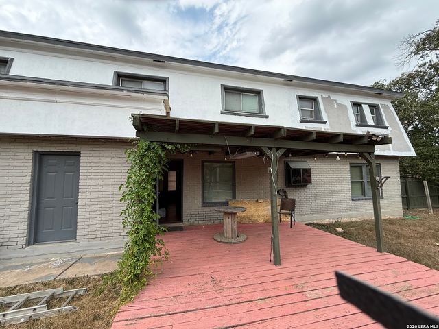 105 Cordoba Cir, Universal City, TX 78148