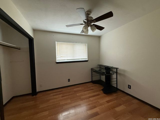 105 Cordoba Cir, Universal City, TX 78148