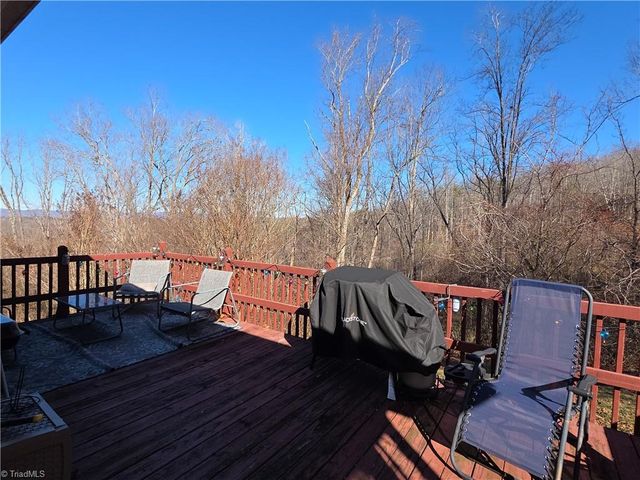 166 Town Lane, Mount Airy, NC 27030