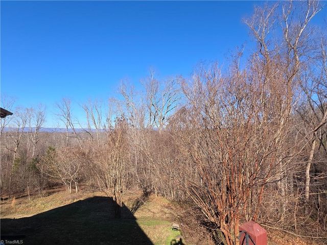 166 Town Lane, Mount Airy, NC 27030