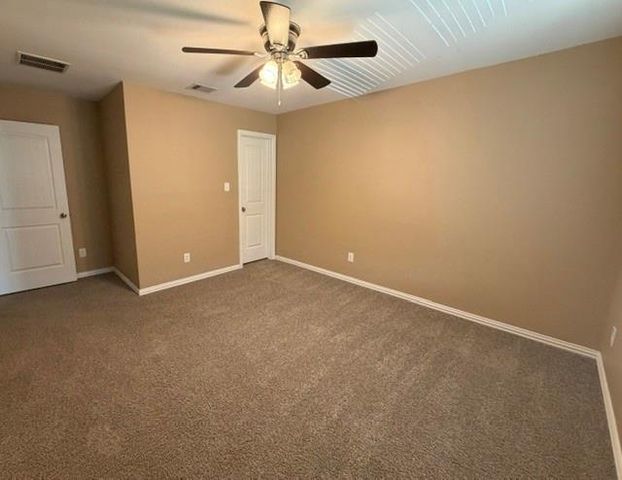7118 Elgin Street, Pearland, TX 77584