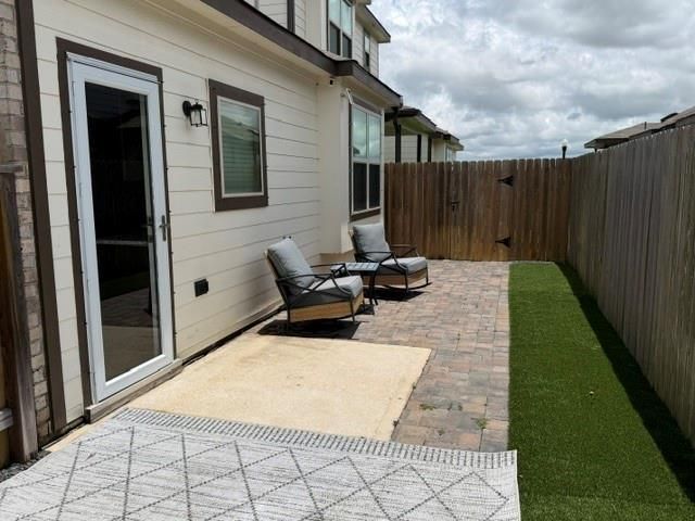 7118 Elgin Street, Pearland, TX 77584