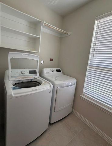 7118 Elgin Street, Pearland, TX 77584