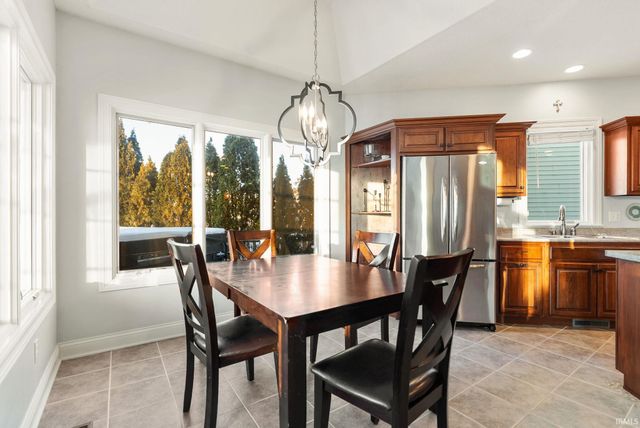 1502 Cypress Spring Drive, Fort Wayne, IN 46814