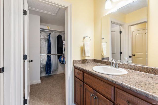 1502 Cypress Spring Drive, Fort Wayne, IN 46814