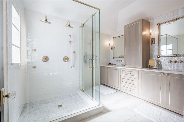 28 Mitchell Road, Pittsford, NY 14534