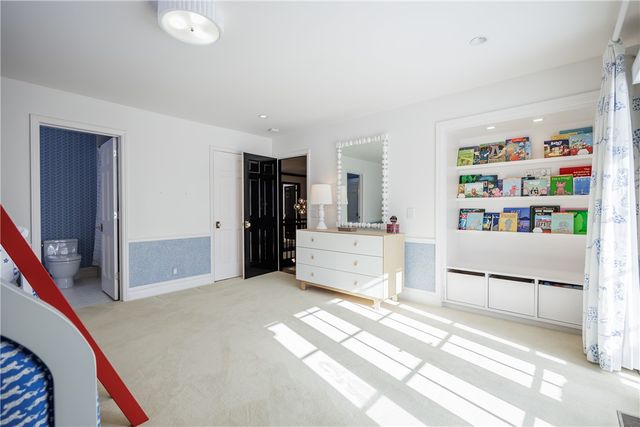 28 Mitchell Road, Pittsford, NY 14534