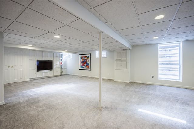 28 Mitchell Road, Pittsford, NY 14534