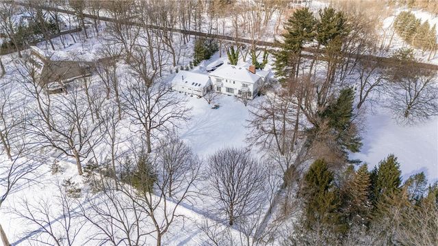 28 Mitchell Road, Pittsford, NY 14534