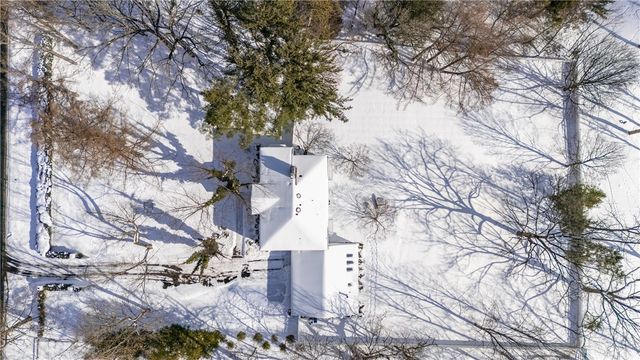 28 Mitchell Road, Pittsford, NY 14534