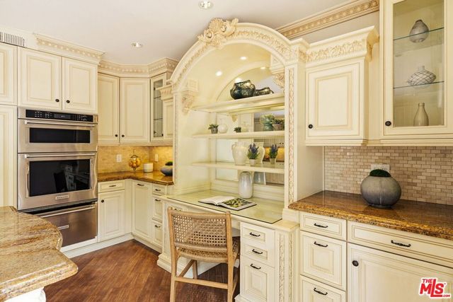 1617 N Orange Grove Avenue, Los Angeles, CA 90046