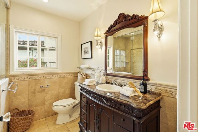 1617 N Orange Grove Avenue, Los Angeles, CA 90046