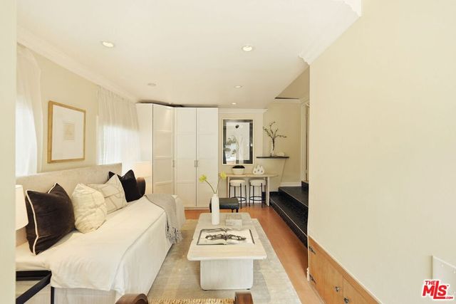 1617 N Orange Grove Avenue, Los Angeles, CA 90046