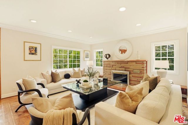 1617 N Orange Grove Avenue, Los Angeles, CA 90046
