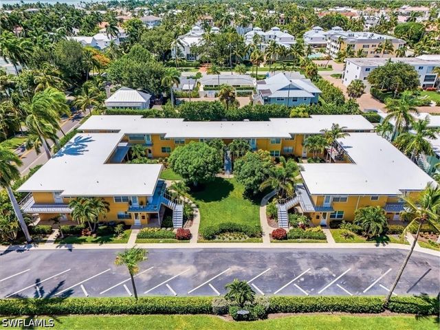 203 8th AVE S 203A, Naples, FL 34102