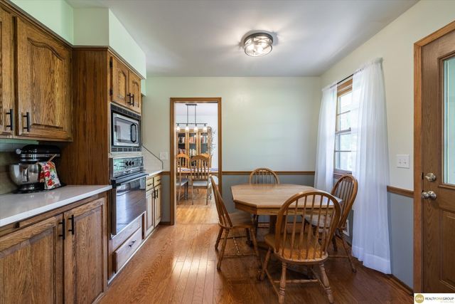 12519 Poppleton Avenue, Omaha, NE 68144