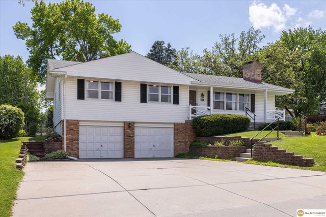 12519 Poppleton Avenue, Omaha, NE 68144