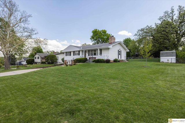 12519 Poppleton Avenue, Omaha, NE 68144