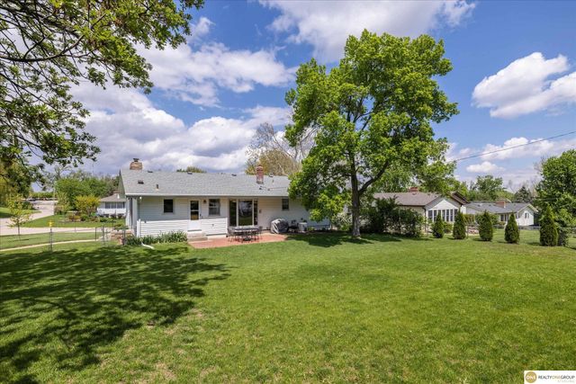 12519 Poppleton Avenue, Omaha, NE 68144