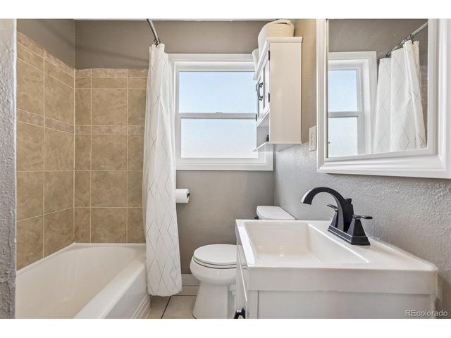 4841 E Missouri Ave, Denver, CO 80246