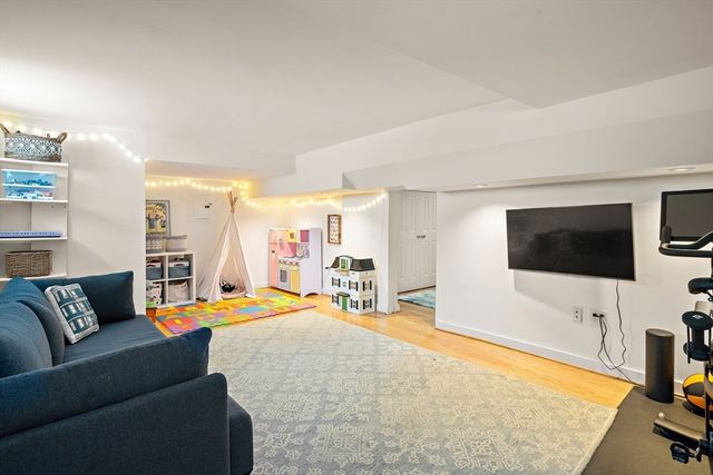 5 Newton Street 1, Cambridge, MA 02139