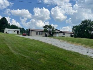 26 Farris Branch Road, Wallingford, KY 41093