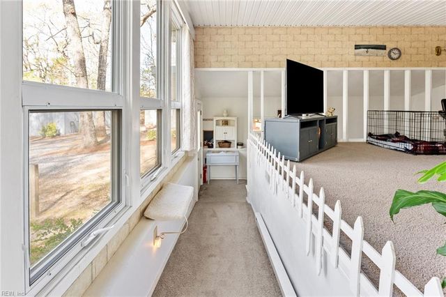5288 Creekwood LN, Gloucester, VA 23061