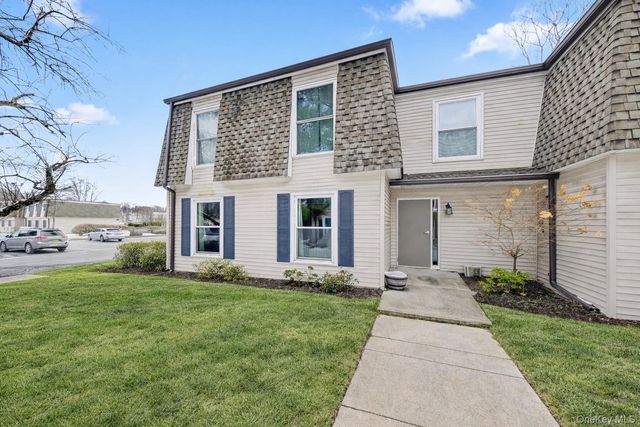 32 Hurlihe Street Apt. A, Poughkeepsie, NY 12601