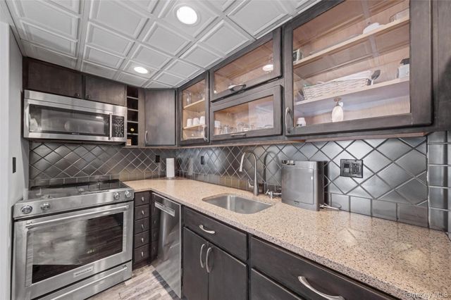 32 Hurlihe Street Apt. A, Poughkeepsie, NY 12601