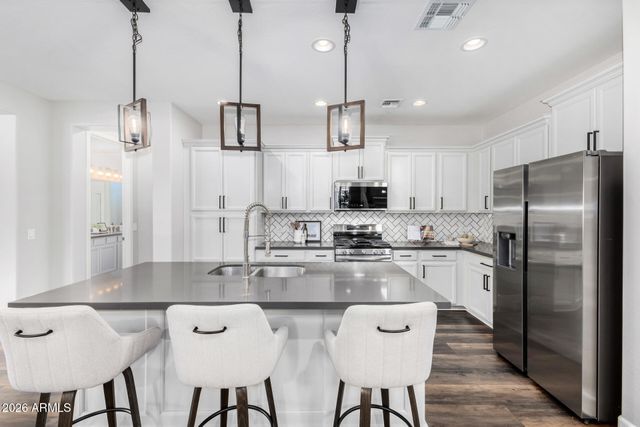 9752 E TORINO Avenue, Mesa, AZ 85212