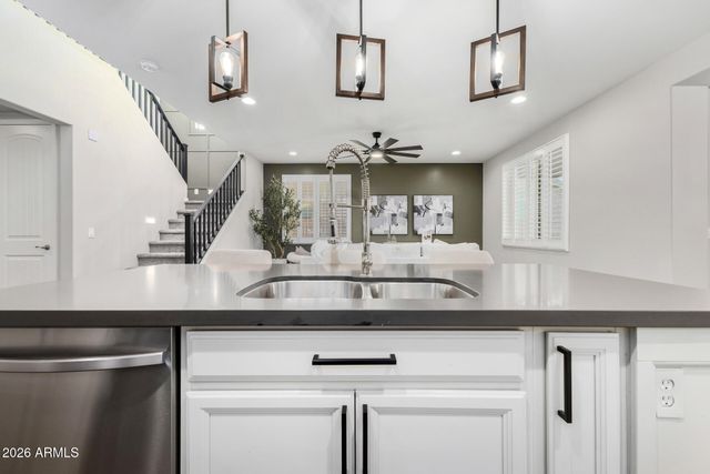 9752 E TORINO Avenue, Mesa, AZ 85212