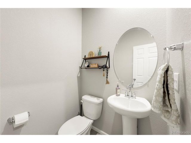 13470 Valley Peak Dr, Peyton, CO 80831
